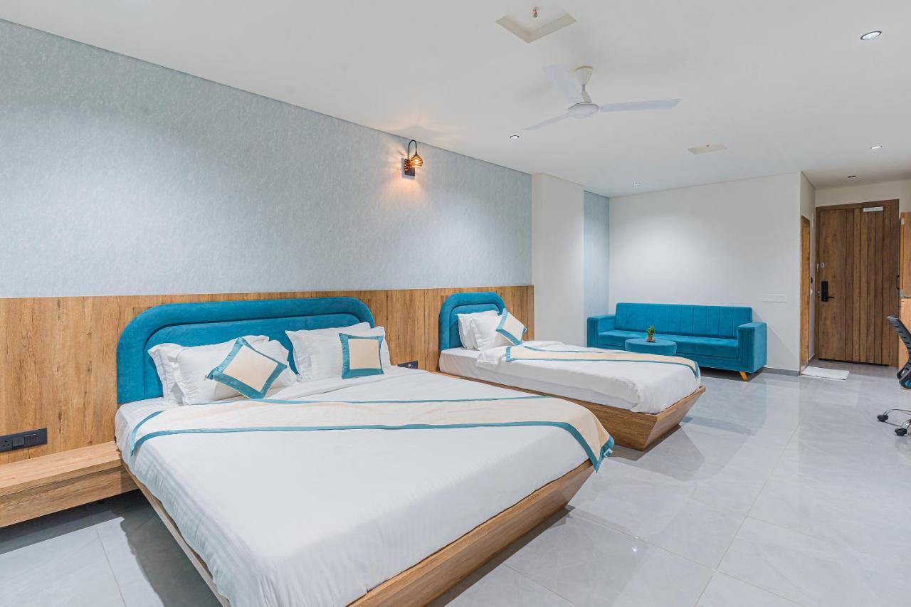 Hotel The Grand Heaven Gandhinagar Exterior foto